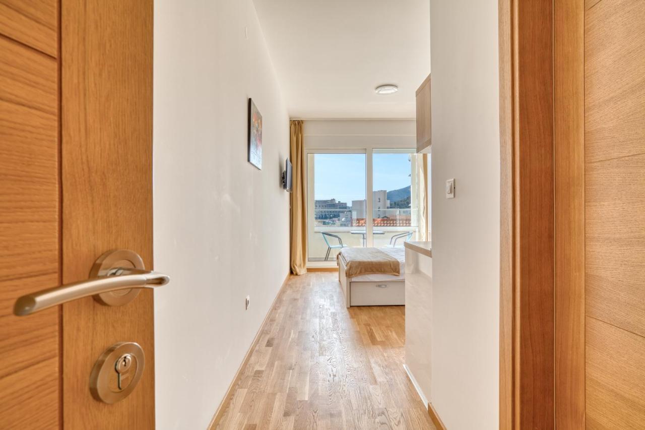 Ivanovic Residences Budva Exterior photo